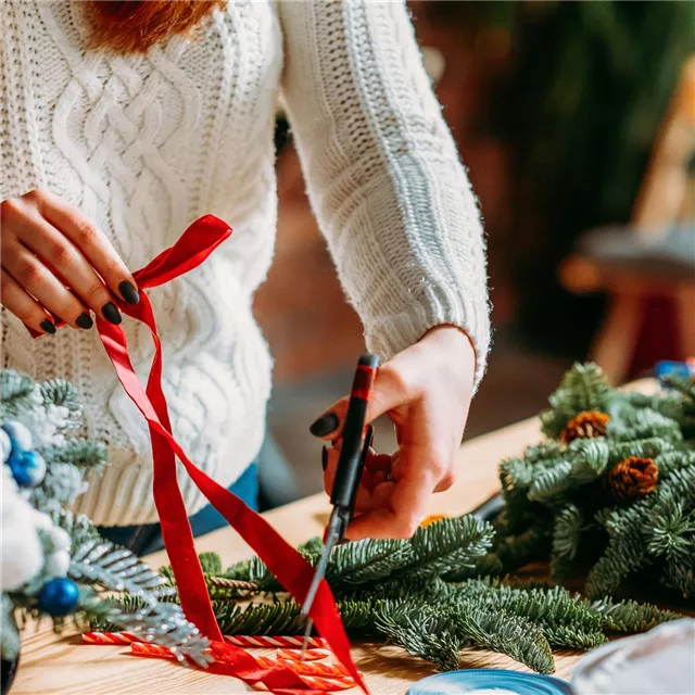 DIY-Workshop Nr. 3 'Längliches Adventsgesteck fürs Fest'